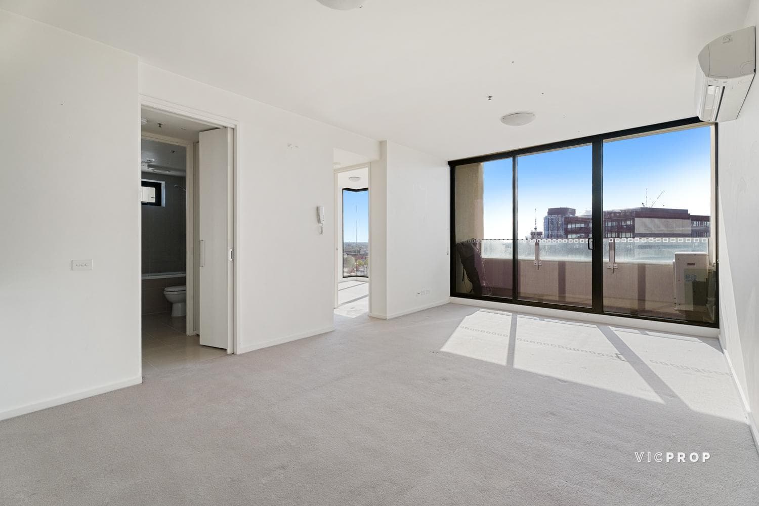 1401/25 Therry Street, Melbourne - Image 1