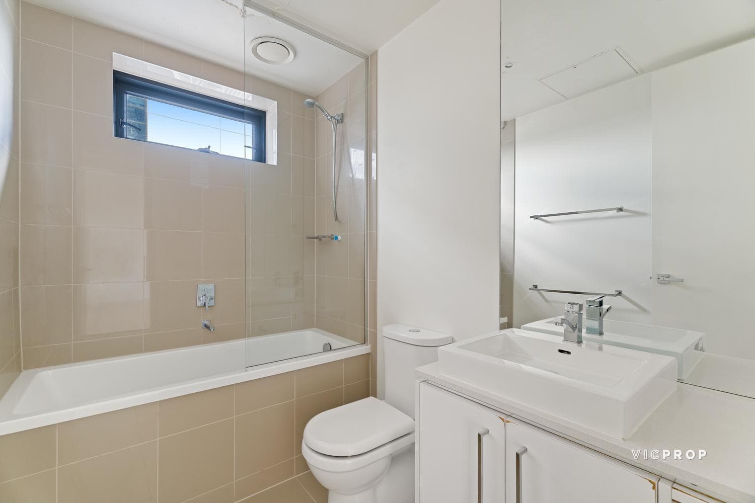 1401/25 Therry Street, Melbourne - Thumbnail 7