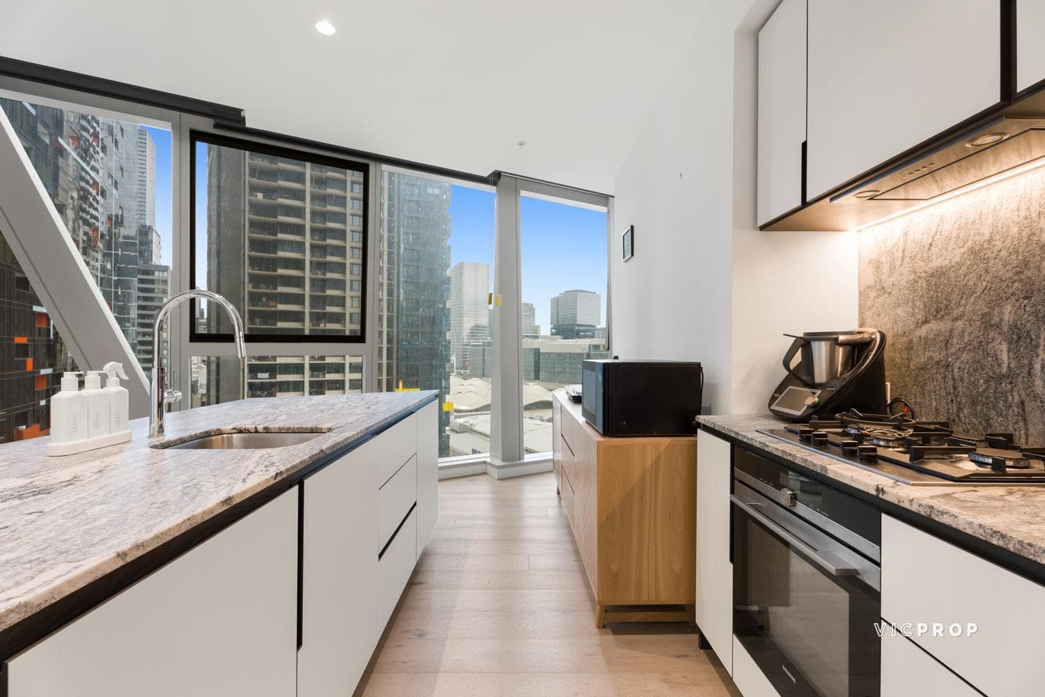 1410/260 Spencer Street, Melbourne - Thumbnail 4