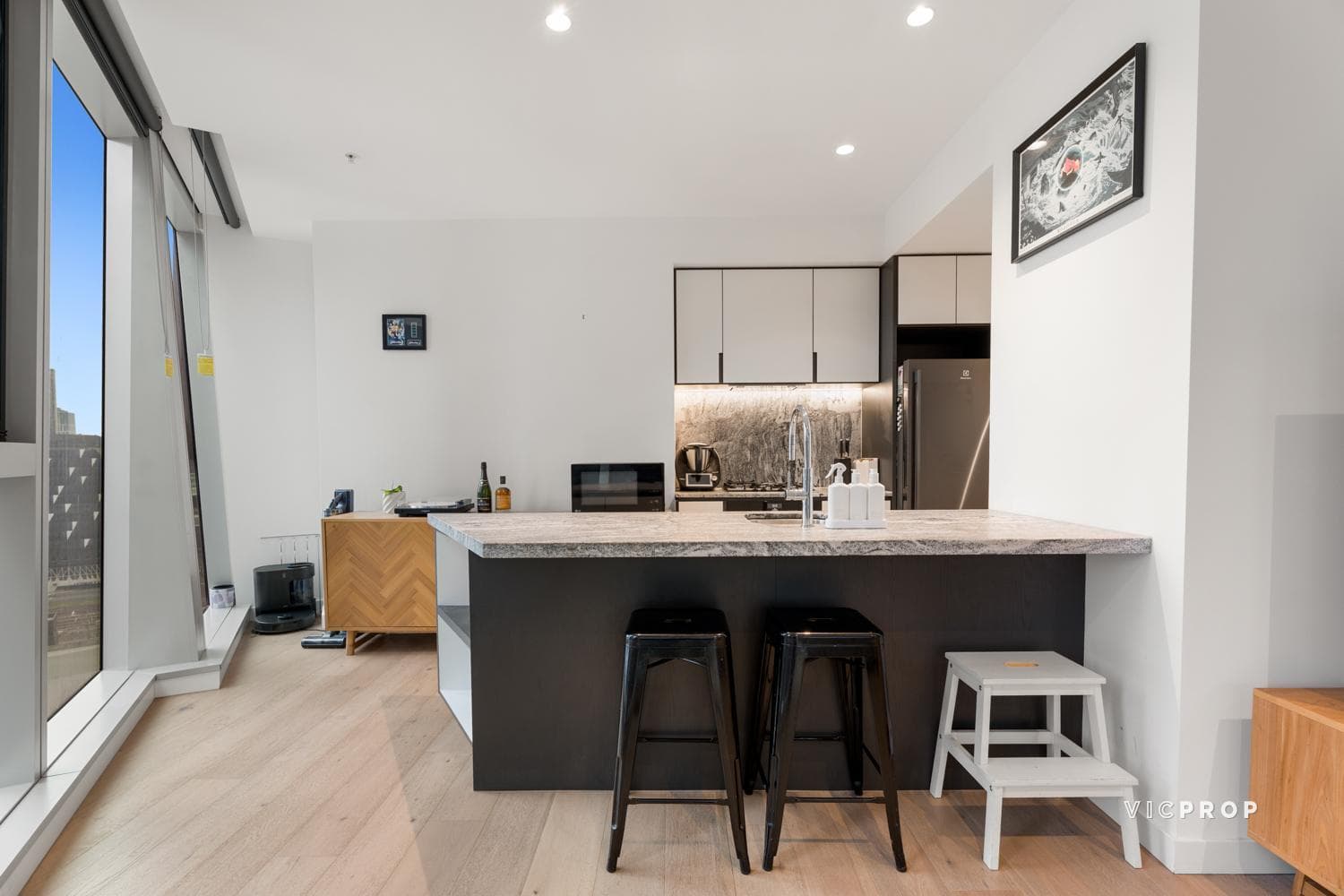 1410/260 Spencer Street, Melbourne - Thumbnail 3