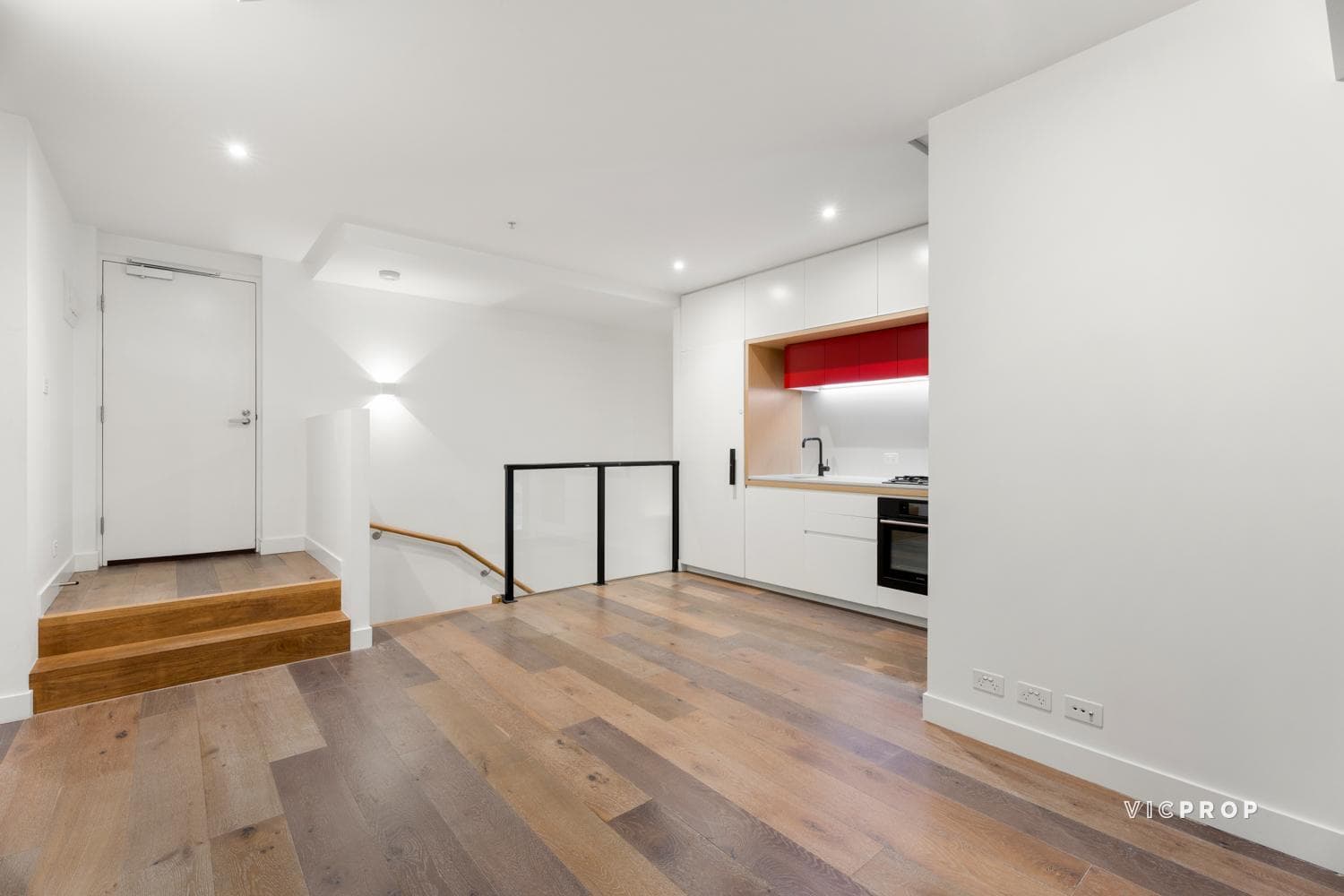 3 Doepel Way, Docklands - Thumbnail 2