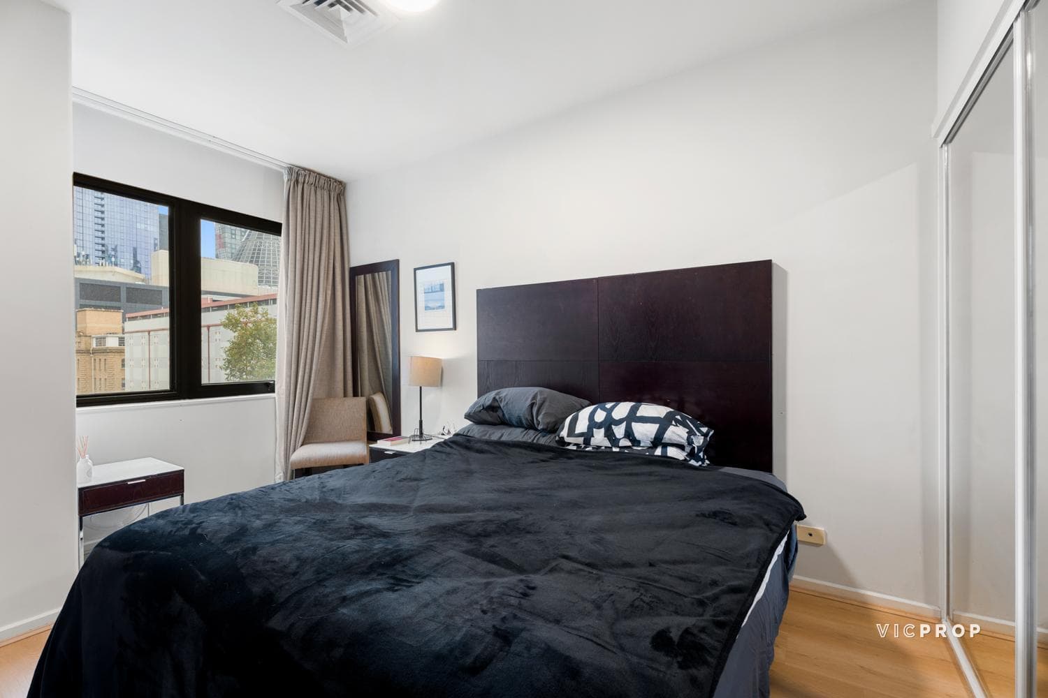 501/250 Elizabeth Street, Melbourne - Thumbnail 5