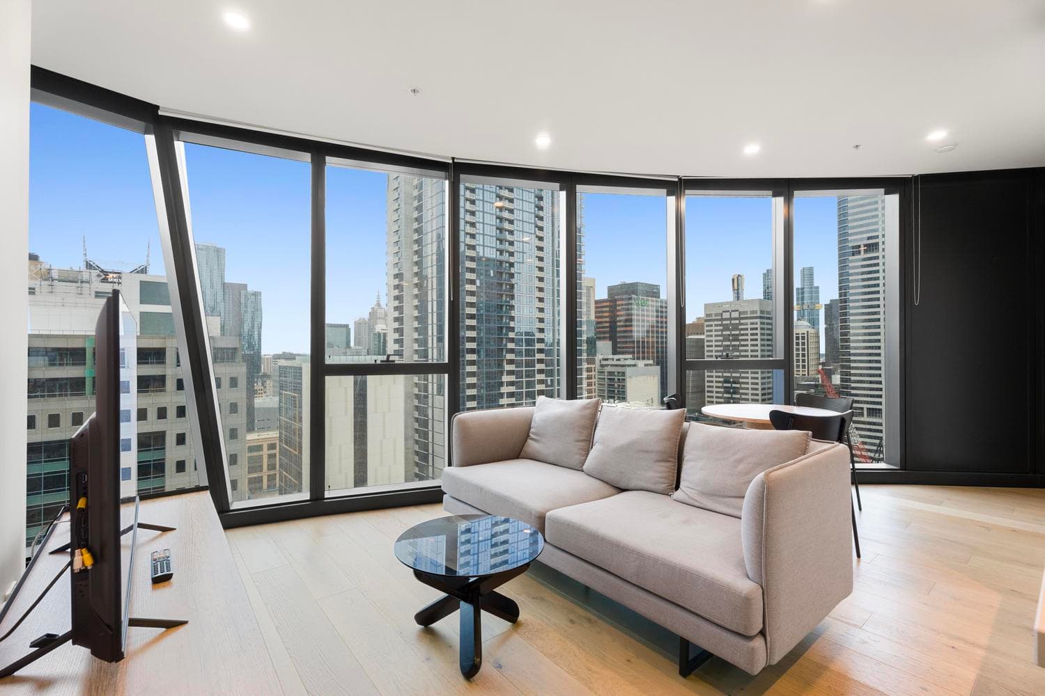 2604/301 King Street, Melbourne - Thumbnail 2