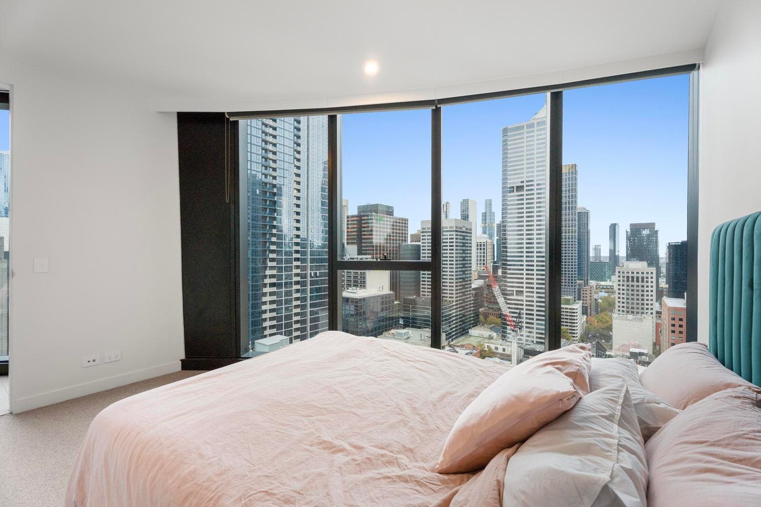 2604/301 King Street, Melbourne - Thumbnail 5