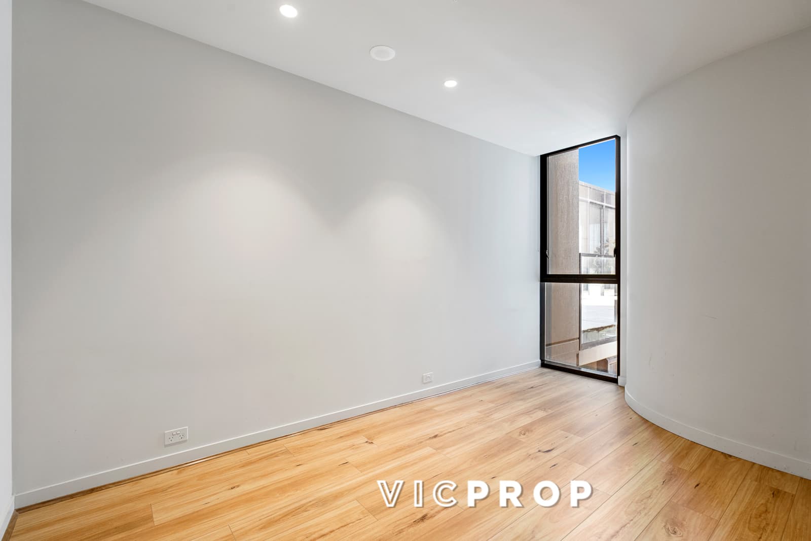 1612/8 Daly Street, South Yarra - Thumbnail 5