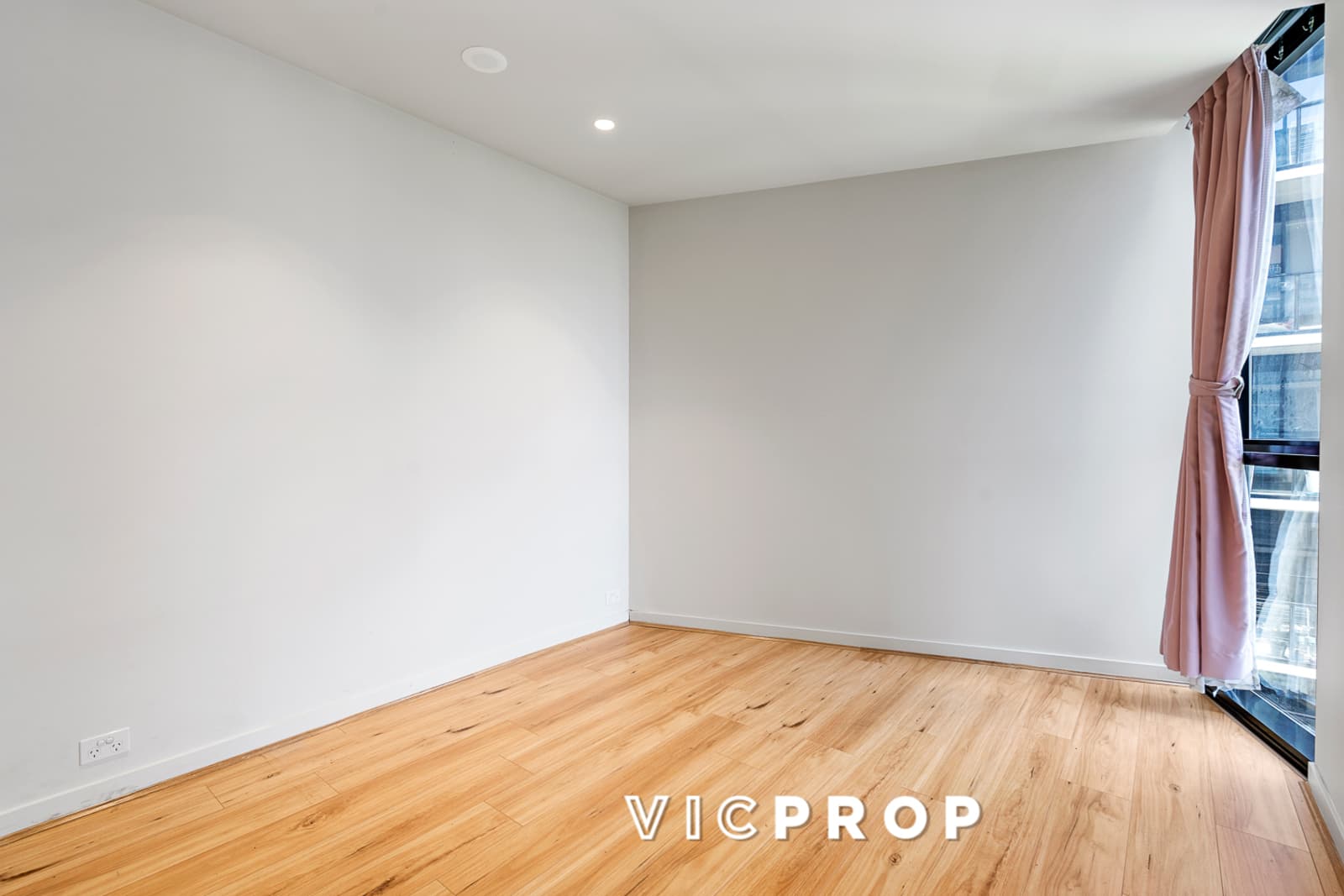 1612/8 Daly Street, South Yarra - Thumbnail 7