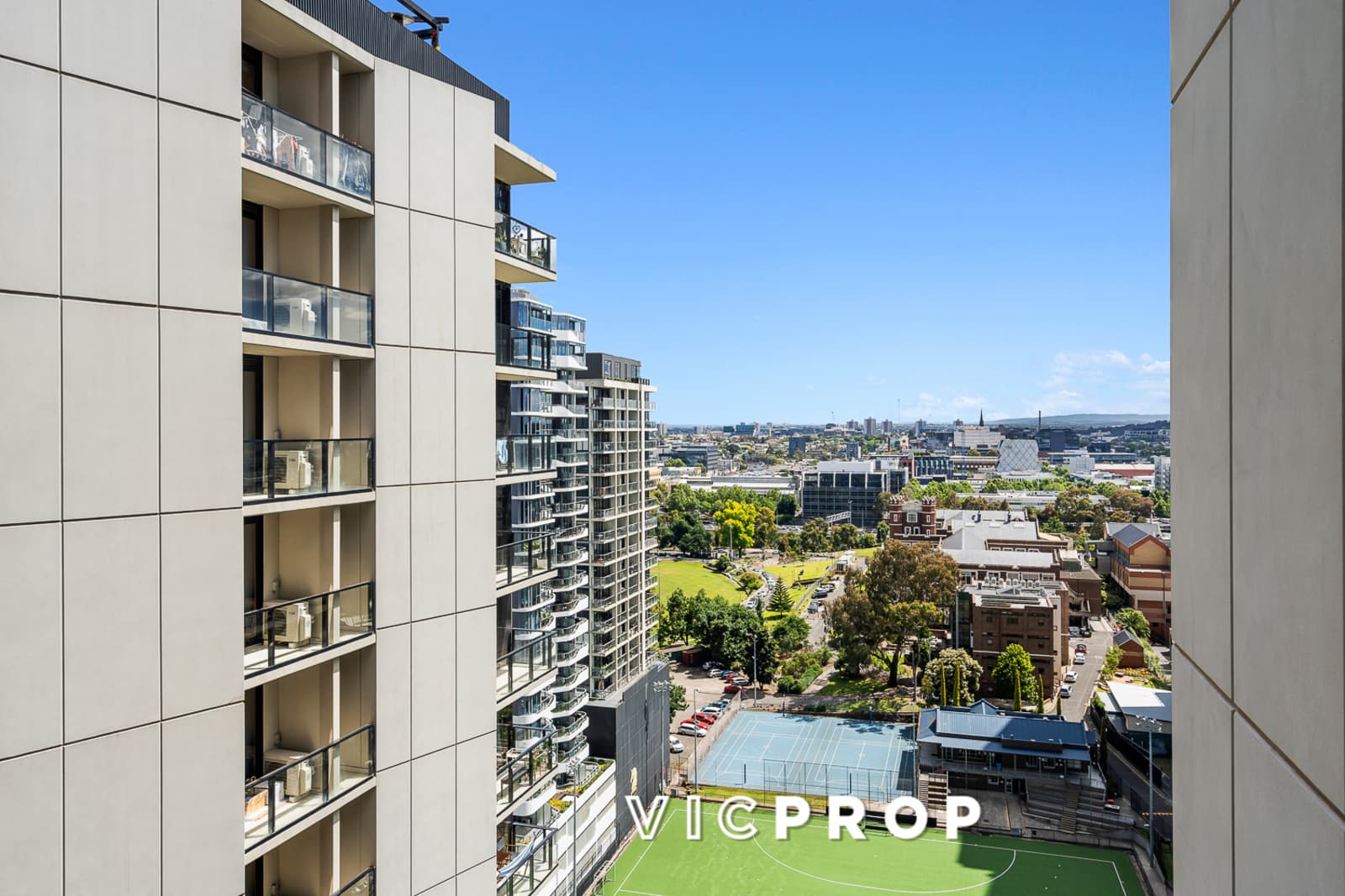 1612/8 Daly Street, South Yarra - Thumbnail 8