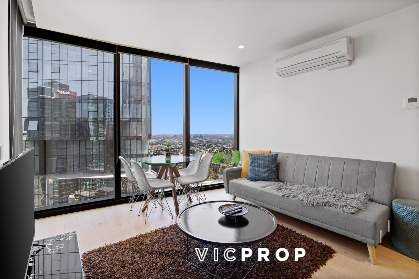 3505/135 A'Beckett Street, Melbourne - Image 1