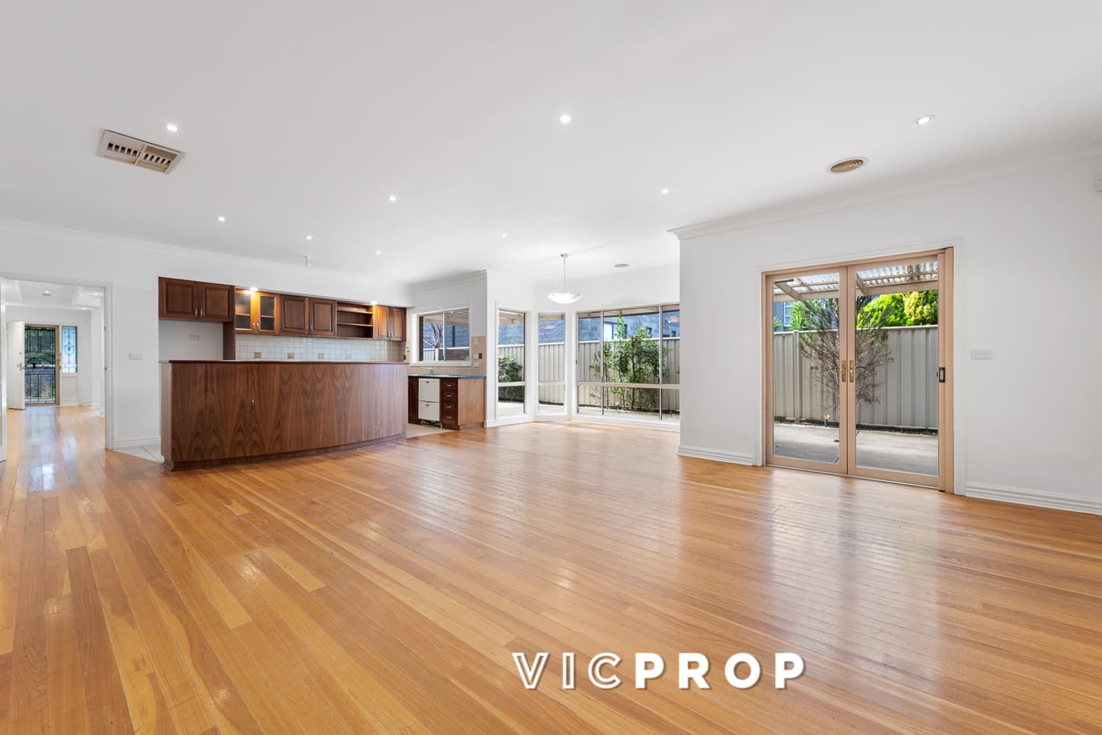 4 Thomson Way, Taylors Hill - Thumbnail 5