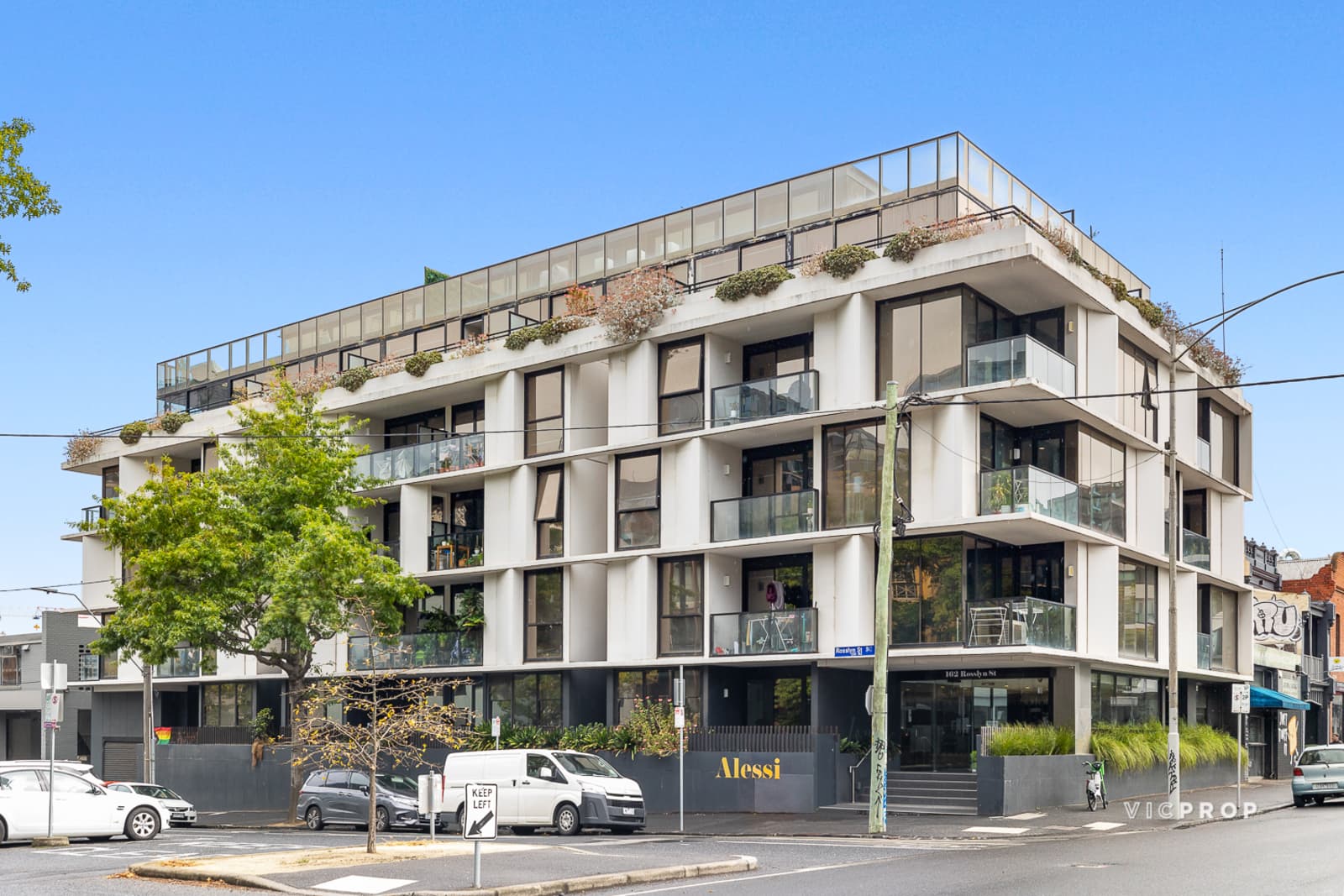 402/162 Rosslyn Street, West Melbourne - Image 1
