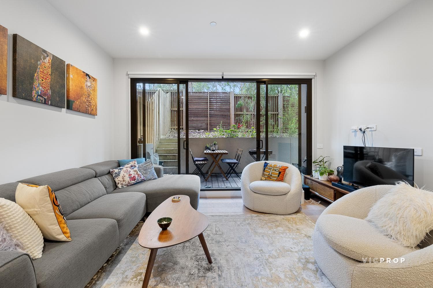 G24/210 Reynolds Road, Doncaster East - Image 1