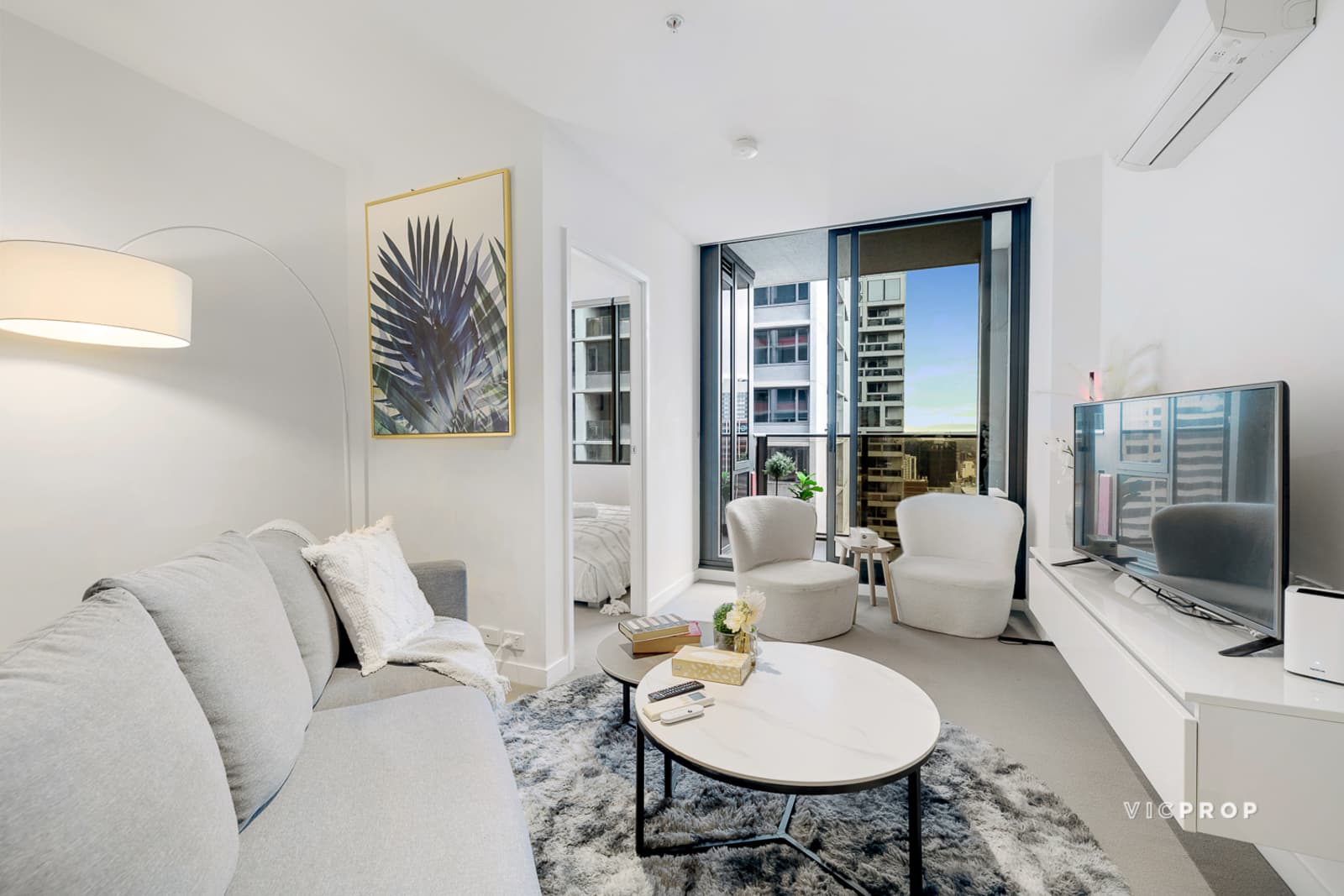 4203/639 Lonsdale Street, Melbourne - Thumbnail 2