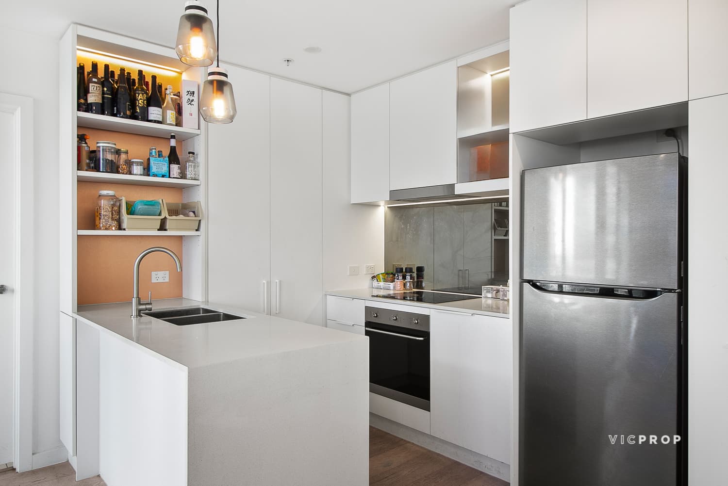 1504/392 Spencer Street, West Melbourne - Thumbnail 2