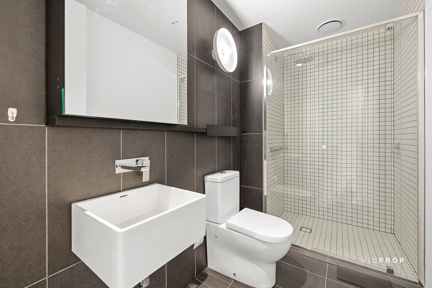 4102/81 Abeckett Street, Melbourne - Thumbnail 8