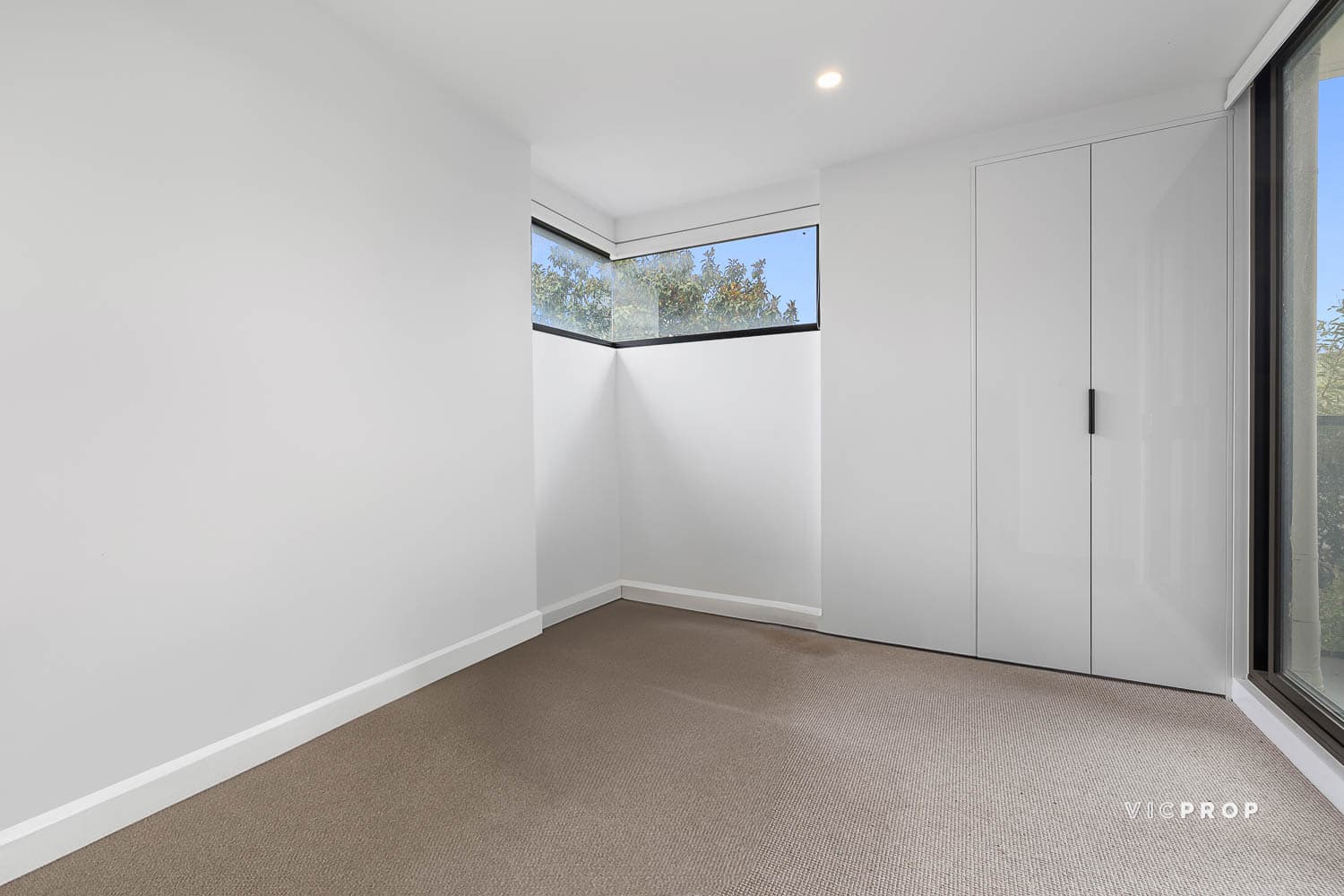 211/260 Burwood Highway, Burwood - Thumbnail 5