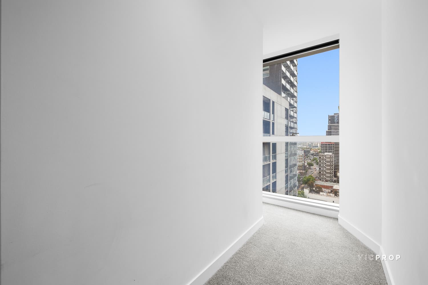 2301/639 Little Lonsdale Street, Melbourne - Thumbnail 8