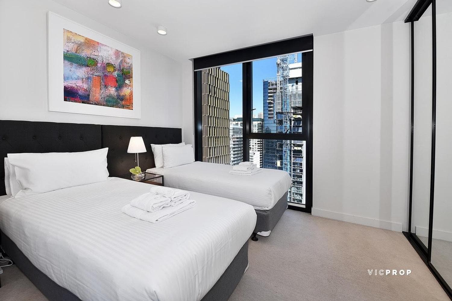2511/33 Mackenzie Street, Melbourne - Thumbnail 7
