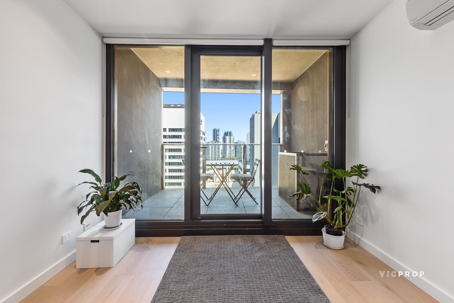 1010/628 Flinders Street, Docklands - Image 1