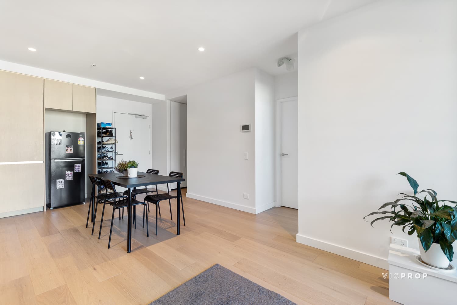 1010/628 Flinders Street, Docklands - Thumbnail 4