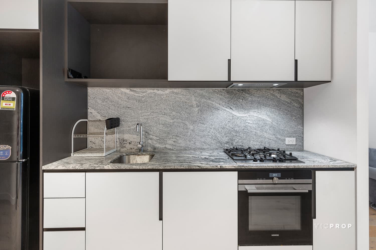 1403/639 Little Lonsdale Street, Melbourne - Thumbnail 3