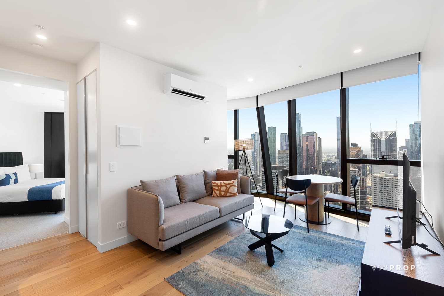 5002/299 King Street, Melbourne - Image 1