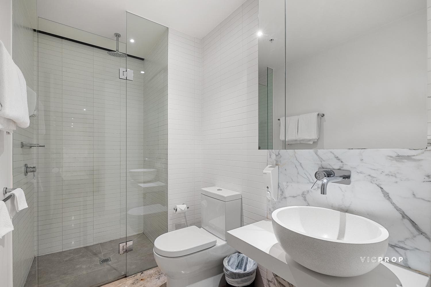 111/108 Flinders Street, Melbourne - Thumbnail 5