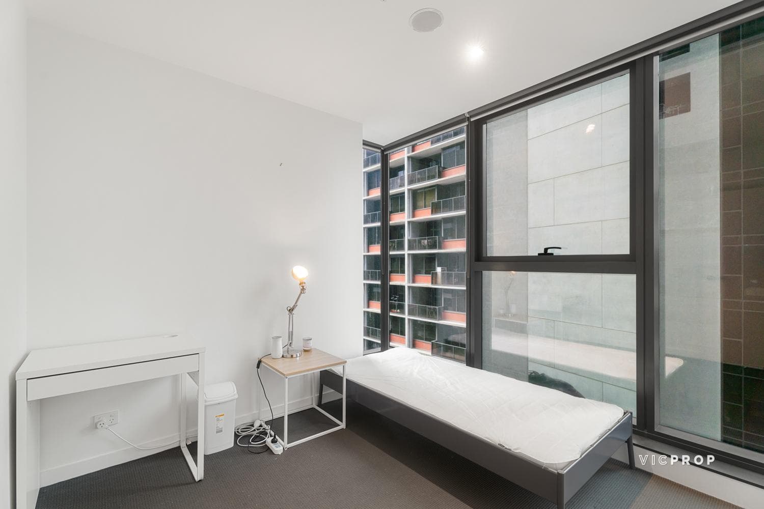 2507/33 Rose Lane, Melbourne - Thumbnail 6