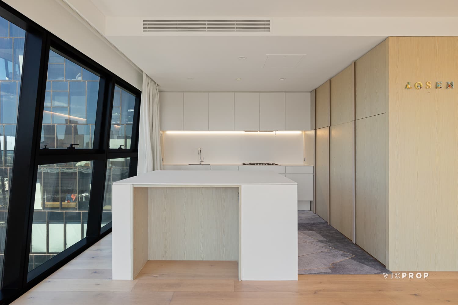 3407/8 Pearl River Road, Docklands - Thumbnail 4