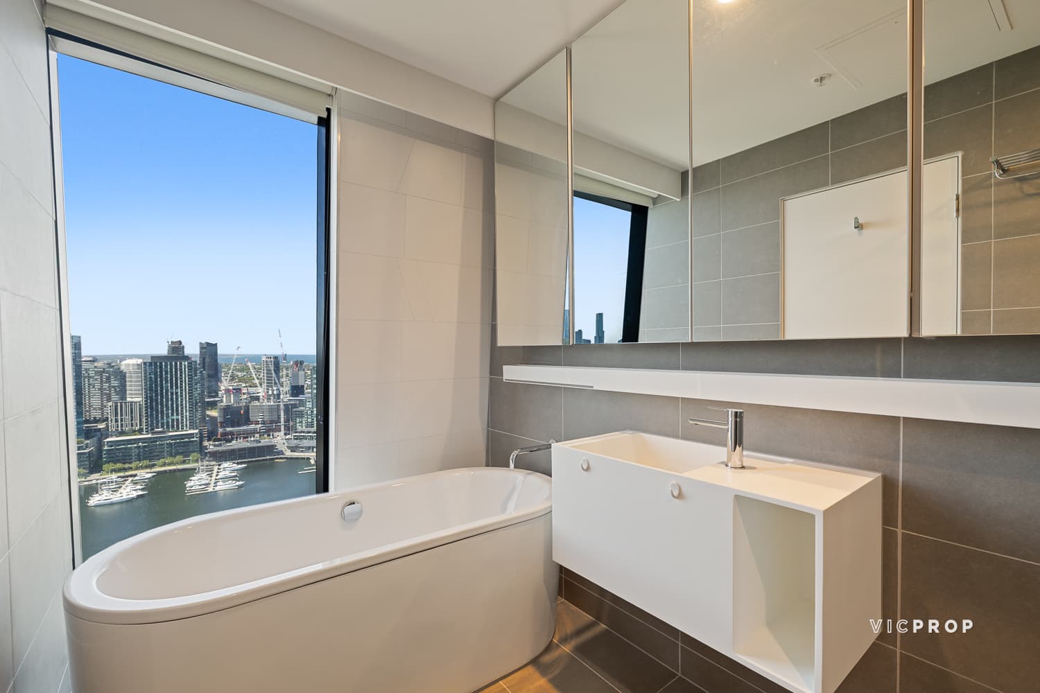 3407/8 Pearl River Road, Docklands - Thumbnail 7