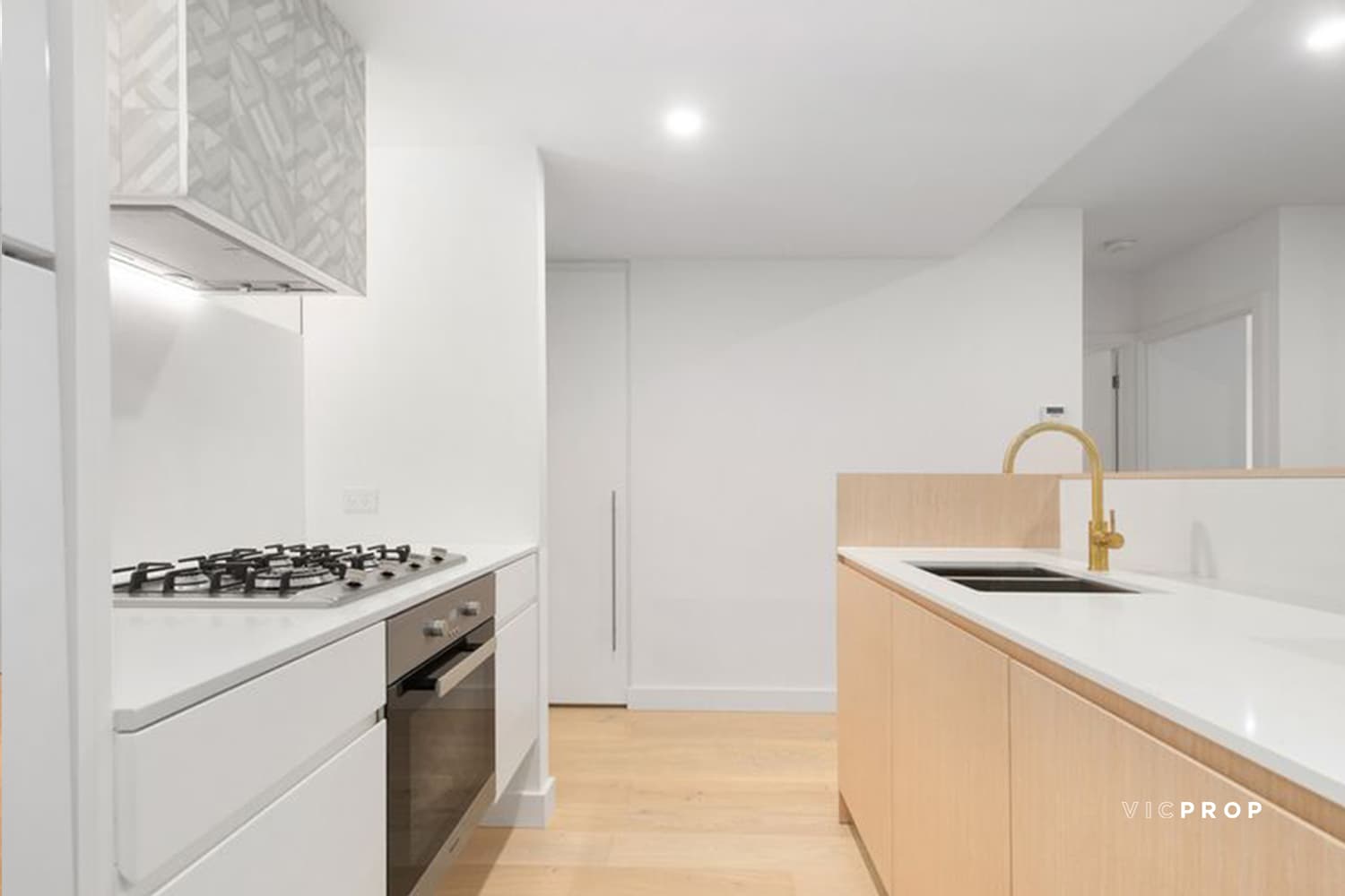 1006/478 St Kilda Road, Melbourne - Thumbnail 4