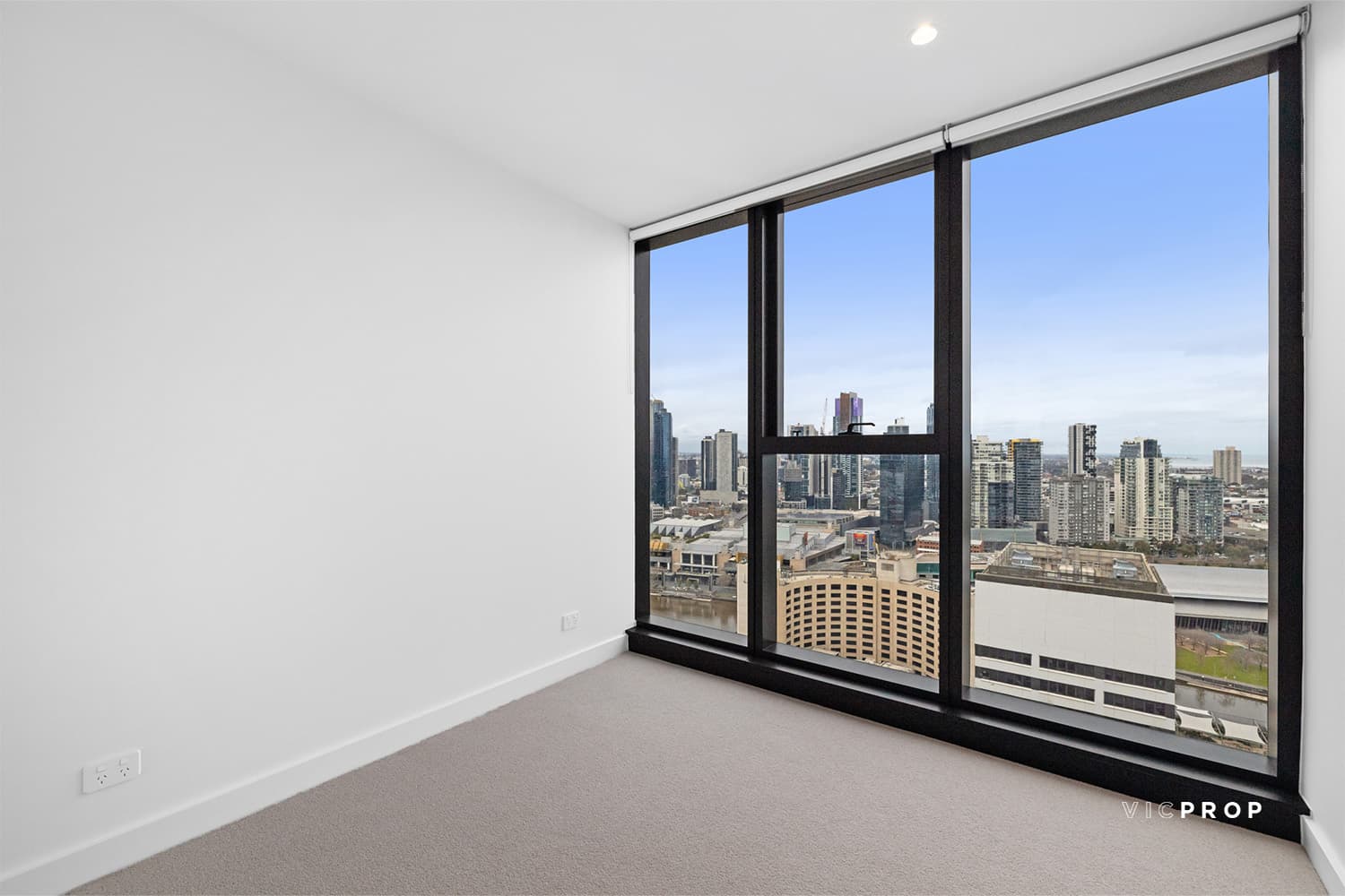 2507/628 Flinders Street, Docklands - Thumbnail 2