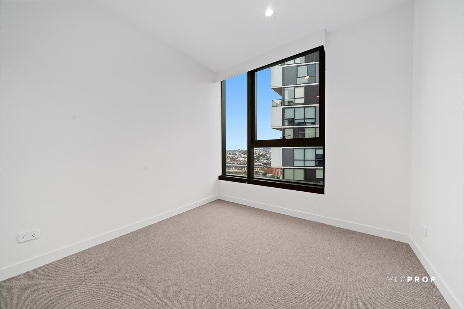1502/375-381 Docklands Drive, Docklands - Thumbnail 5