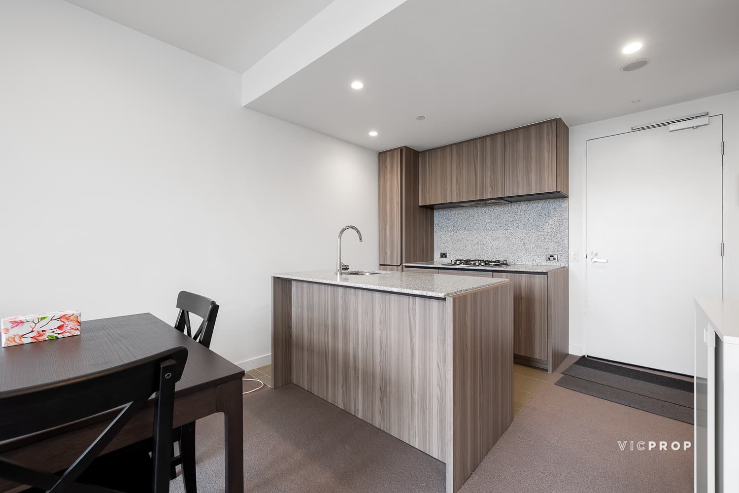 1217/160 Victoria Street, Carlton - Thumbnail 5