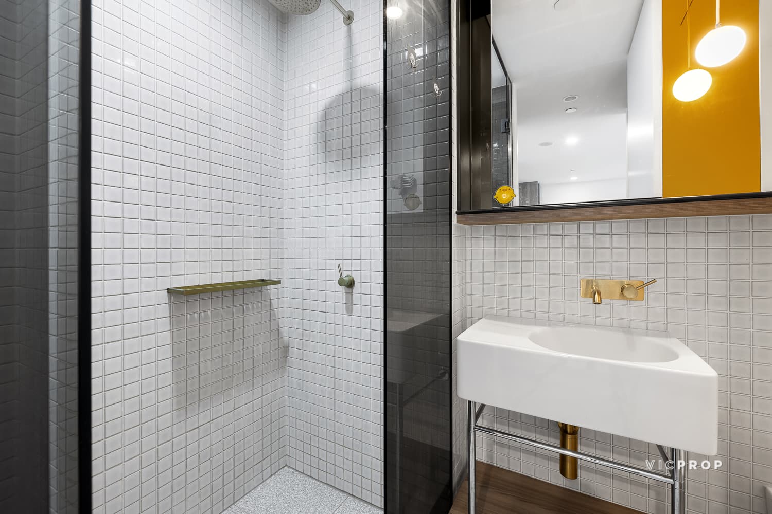 1217/160 Victoria Street, Carlton - Thumbnail 7
