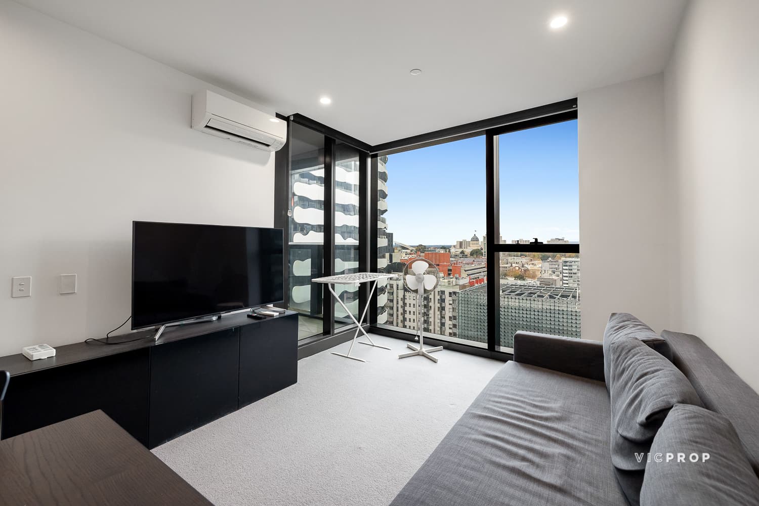 1217/160 Victoria Street, Carlton - Image 1