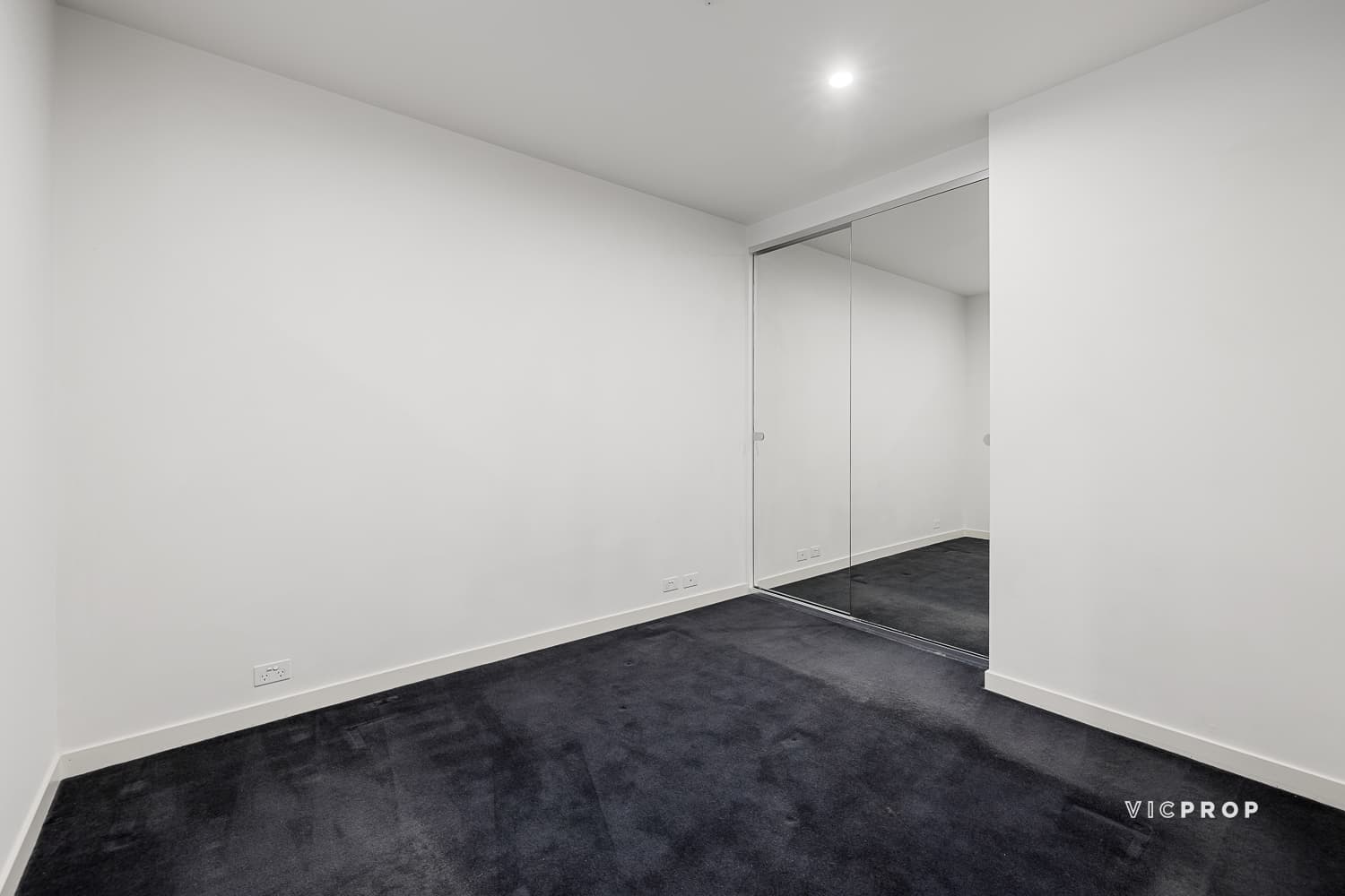 710/3 Yarra Street, South Yarra - Thumbnail 5