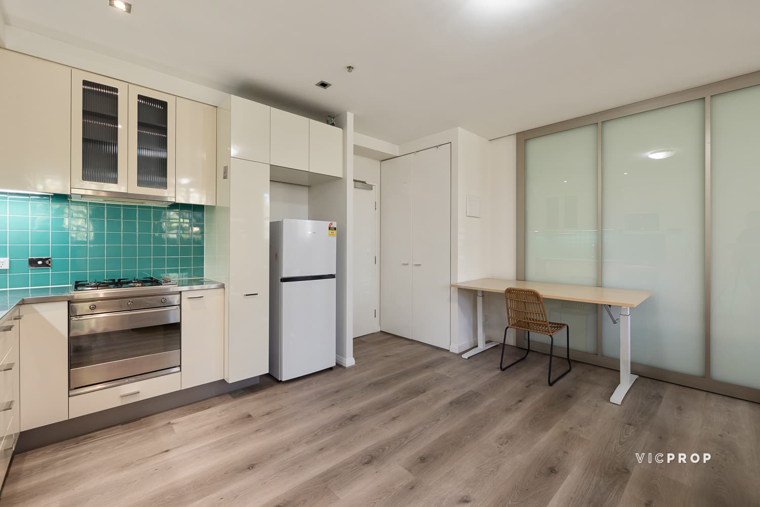 317/68 La Trobe Street, Melbourne - Thumbnail 4