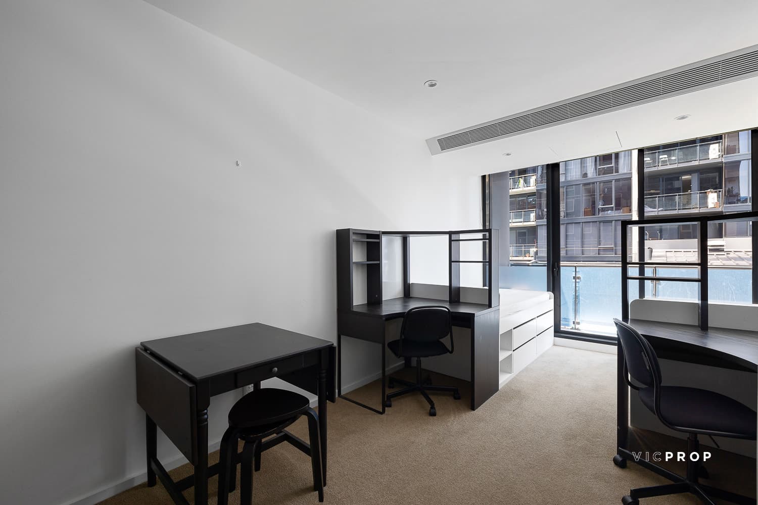 712/1 Balston Street, Southbank - Thumbnail 2