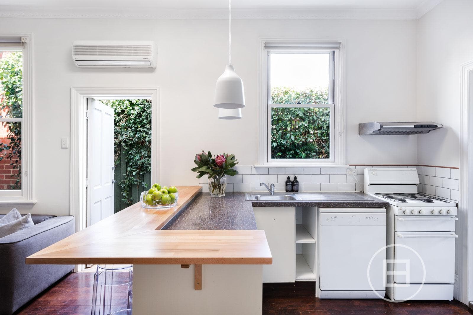 64 Raglan Street, SOUTH MELBOURNE, VIC, South Melbourne - Thumbnail 4