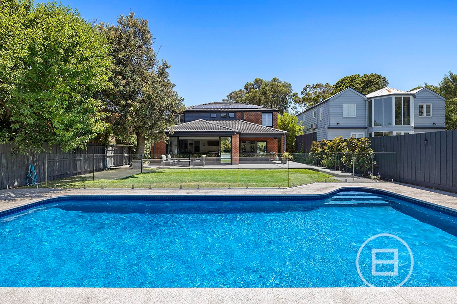 10 Summerhill Road, BEAUMARIS, VIC, Beaumaris - Thumbnail 2