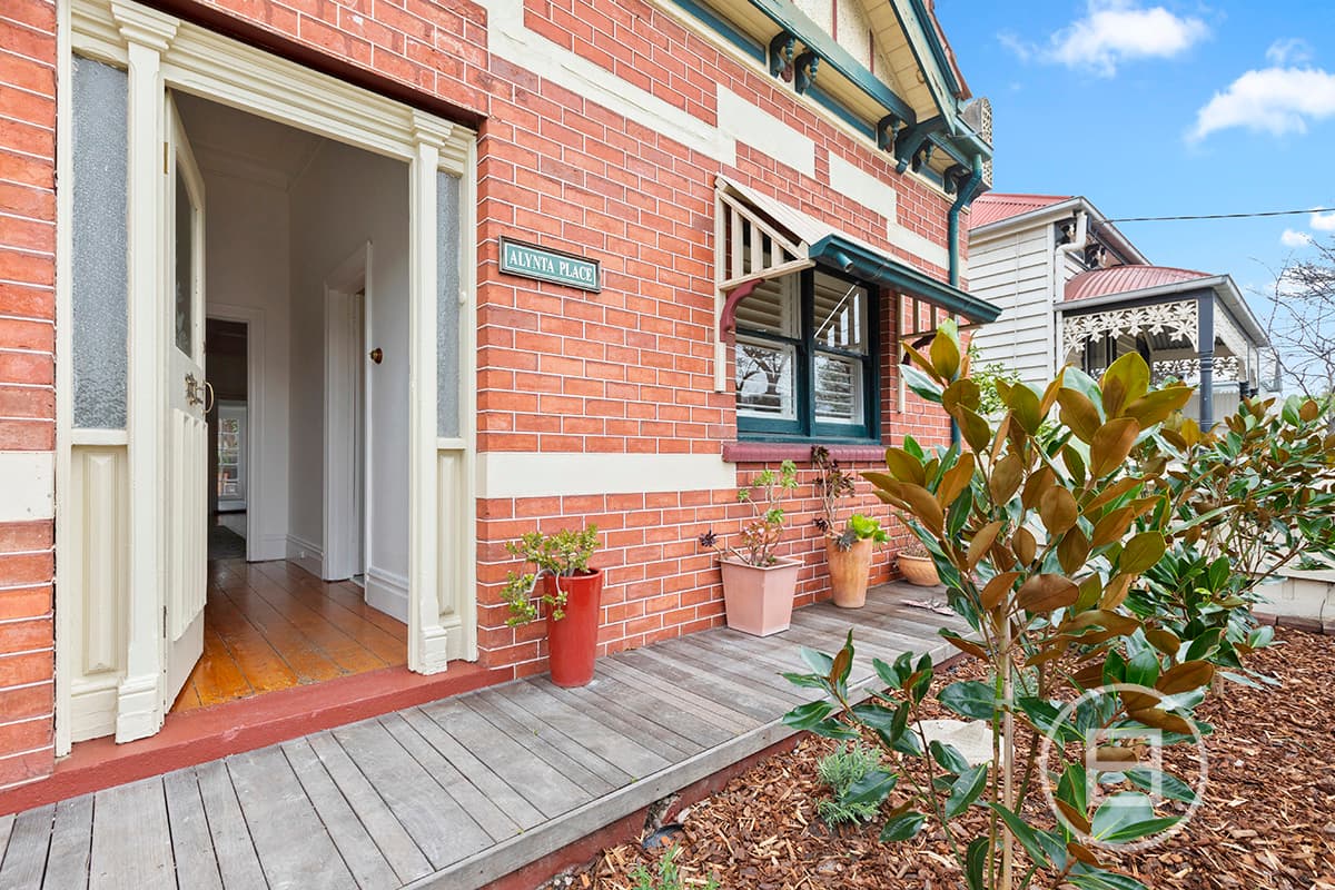 9 Walter Street, SEDDON, VIC, Seddon - Thumbnail 2