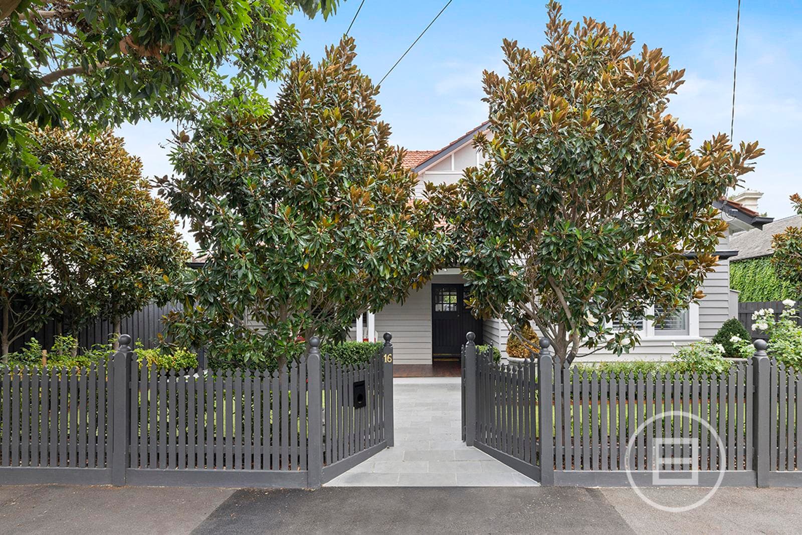16 Loller Street, BRIGHTON, VIC, Brighton - Thumbnail 2