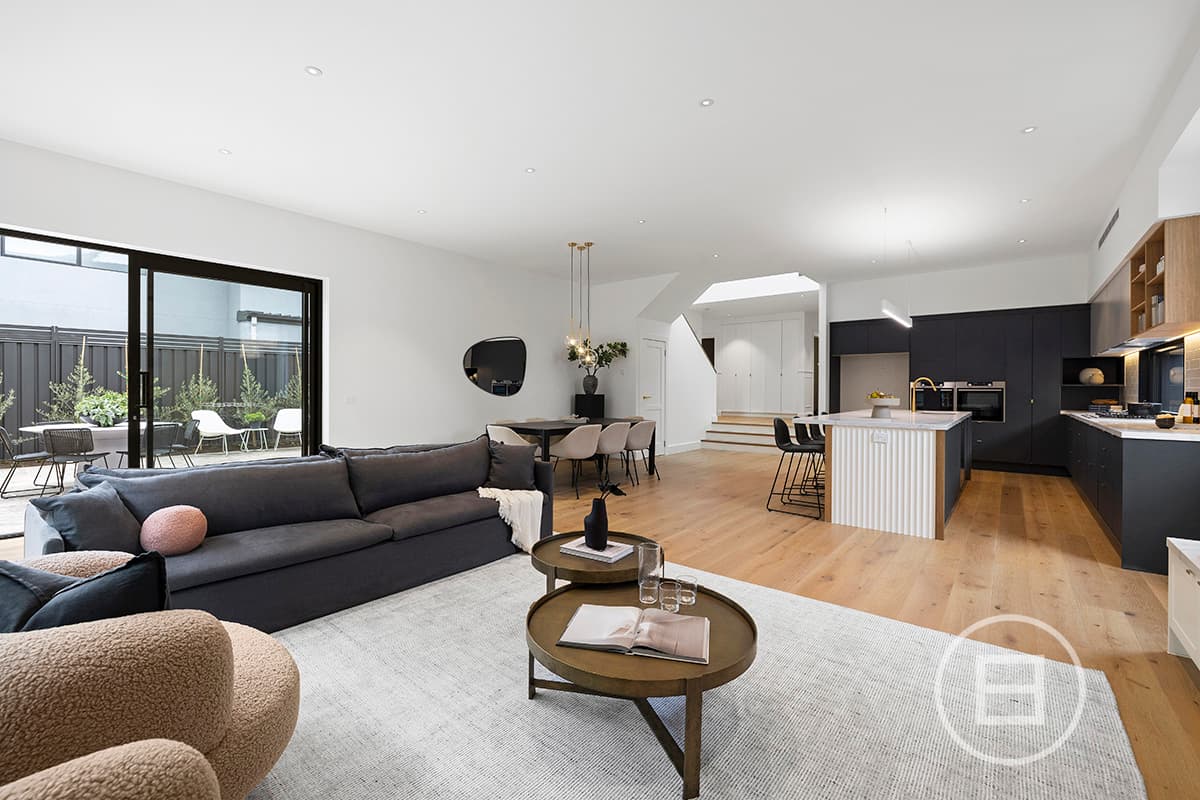 7 Jennifer Street, CHELTENHAM, VIC, Cheltenham - Thumbnail 2