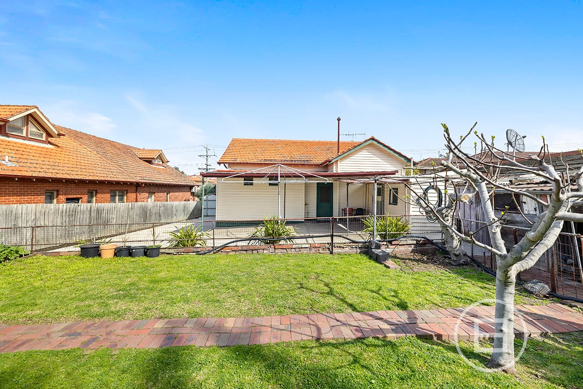 18 Woolley Street, ESSENDON, VIC, Essendon - Thumbnail 5