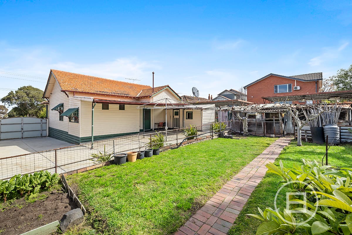 18 Woolley Street, ESSENDON, VIC, Essendon - Thumbnail 4