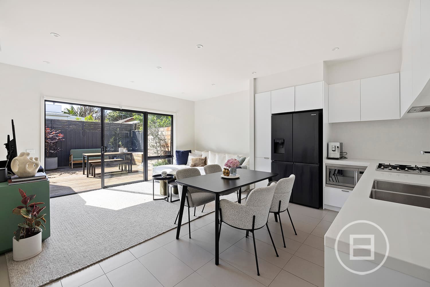 36 Abbington Avenue, CHELTENHAM, VIC, Cheltenham - Thumbnail 2