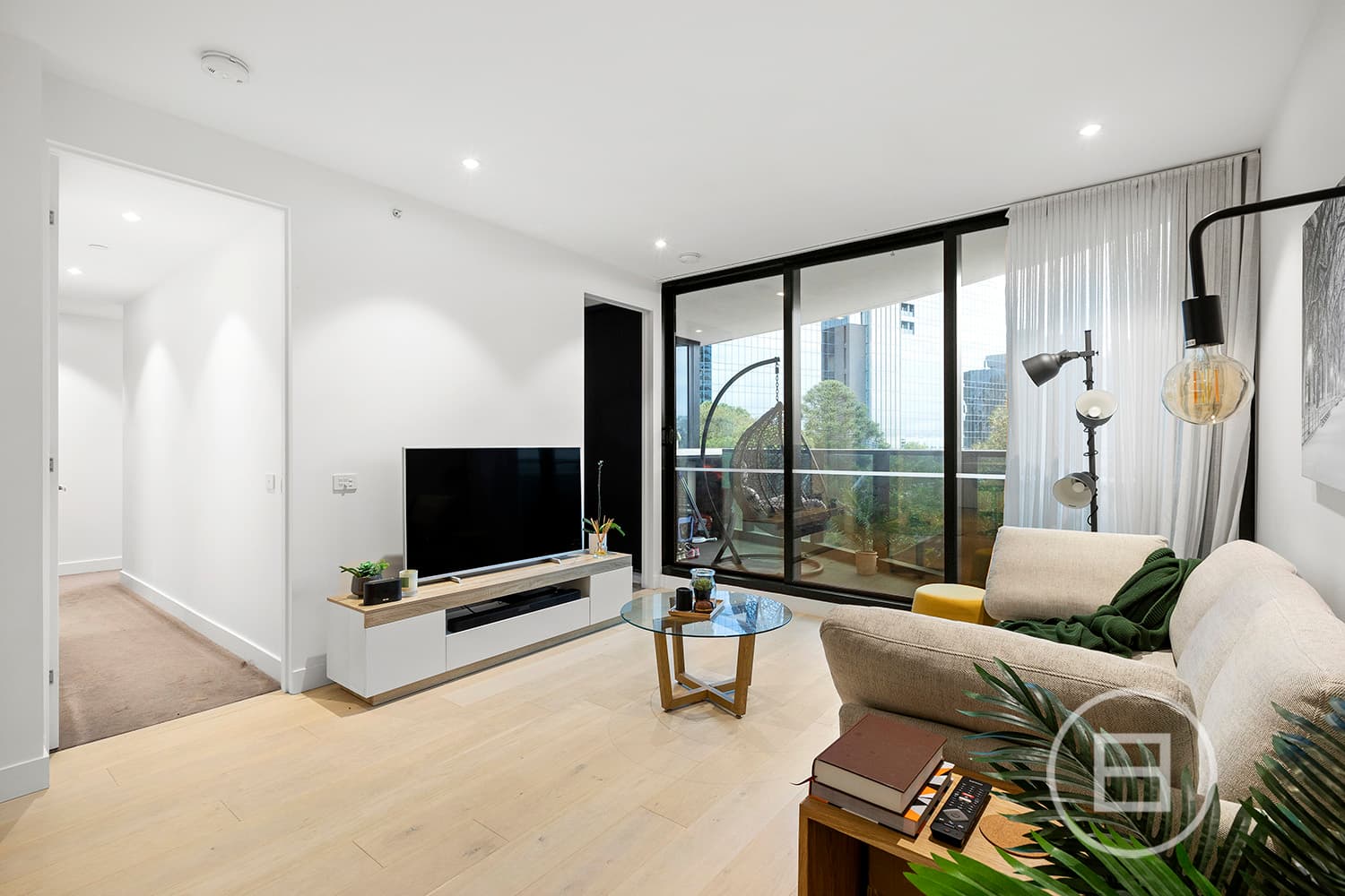 606/8 Bowen Crescent, MELBOURNE, VIC, Melbourne - Thumbnail 3