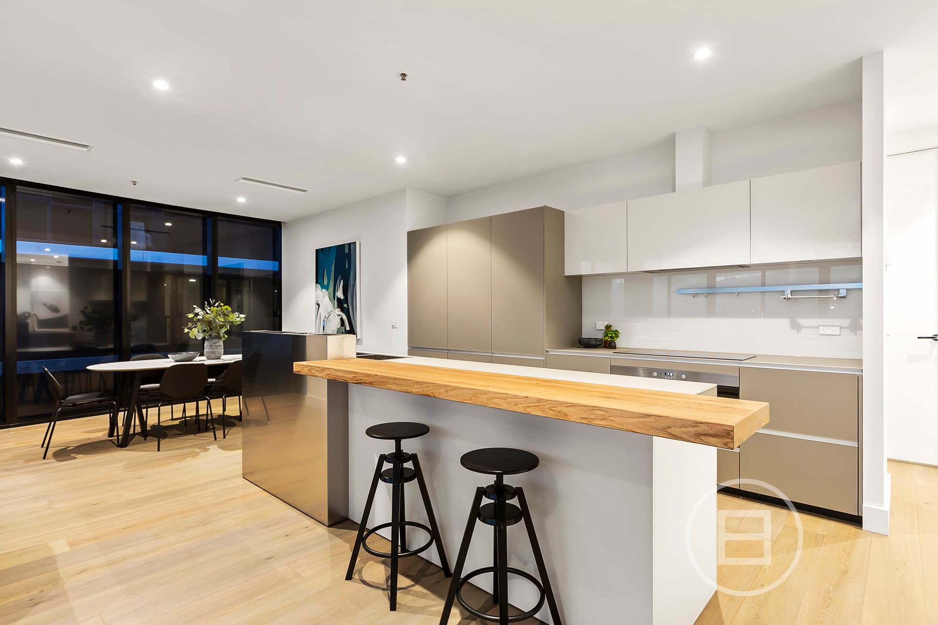 901/14 Queens Road, MELBOURNE, VIC, Melbourne - Thumbnail 2