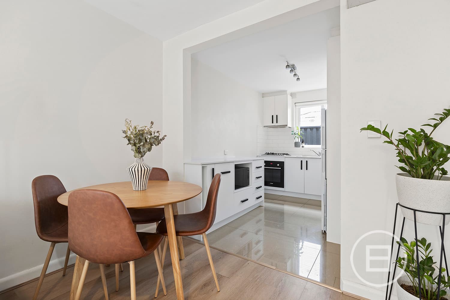 2/13 Lewisham Road, WINDSOR, VIC, Windsor - Thumbnail 3