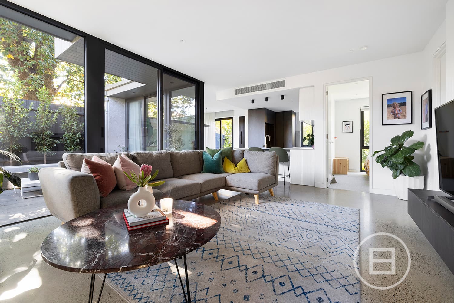 69 Parkside Street, ELSTERNWICK, VIC, Elsternwick - Thumbnail 2